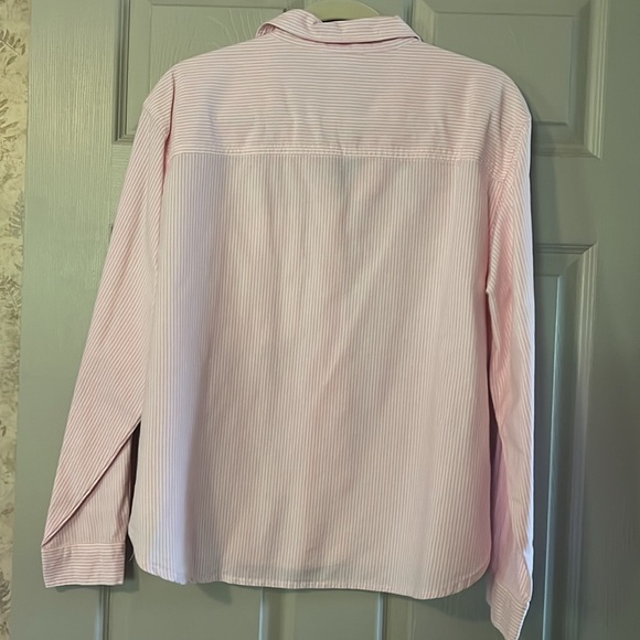 Beach Lunch Lounge Pine striped long sleeve blouse. Very nice - Picture 3 of 3